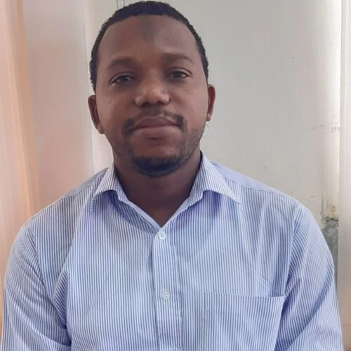Masoud, Secretariat, Python Tanzania